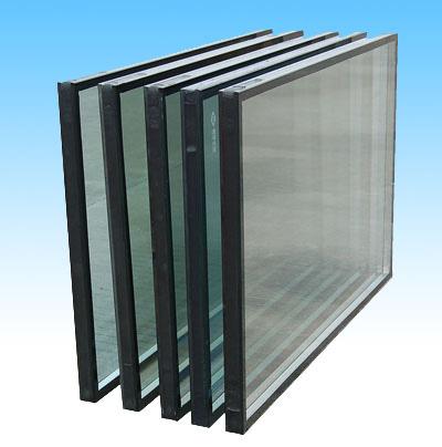 首页 全部产品 中空玻璃      中空玻璃是一种以两片或多片玻璃组合而